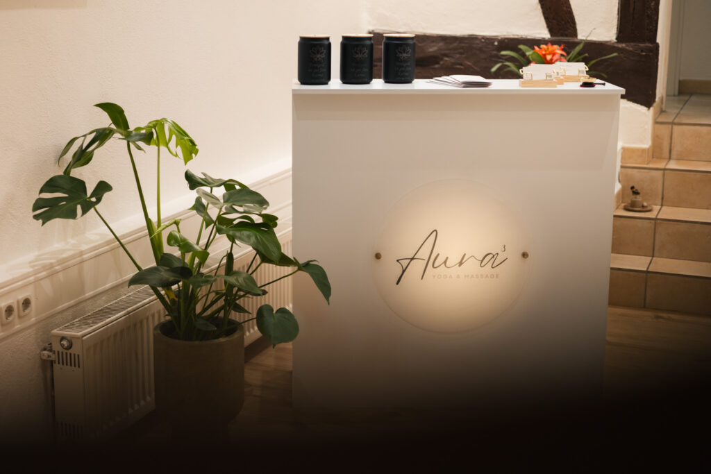 Anmeldung Lich aura³ Aura-3 Yoga Massage